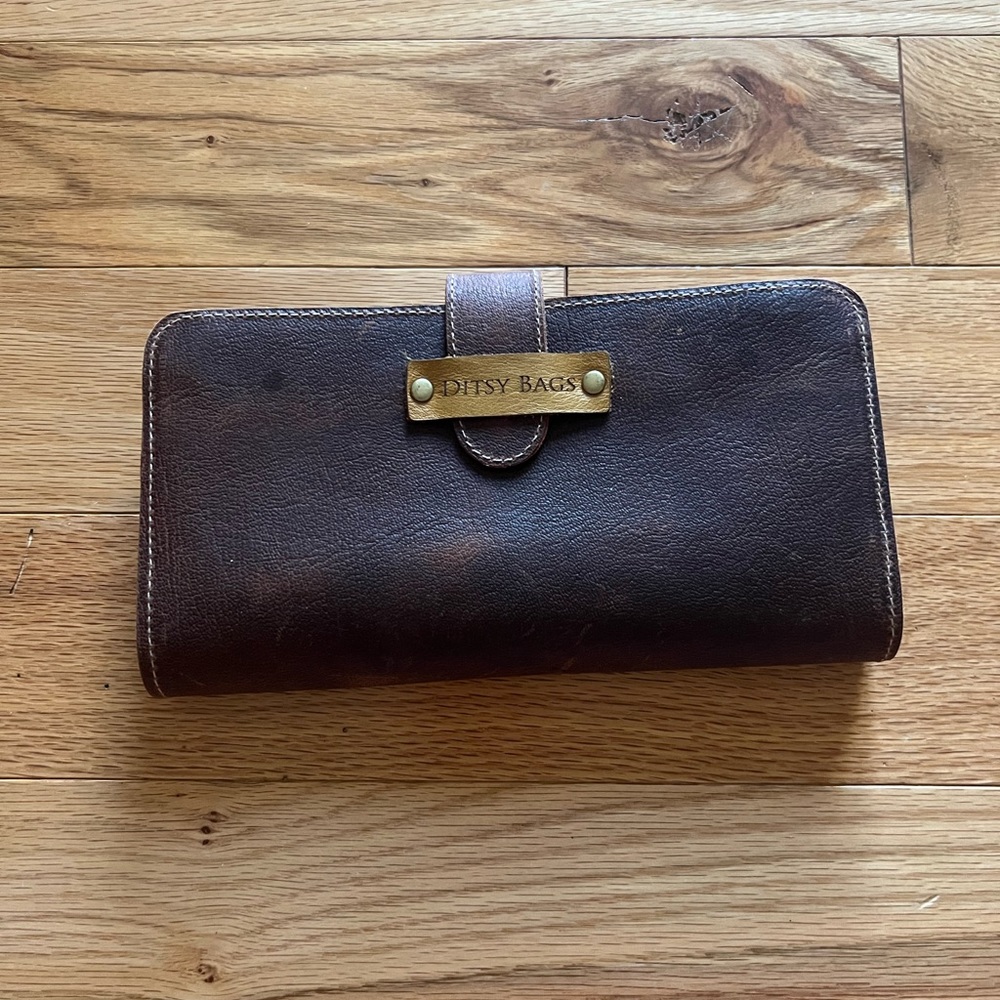 Ditsy Bags Wallet